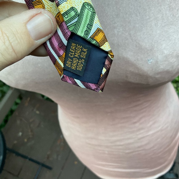 Alynn Neckwear yellow silk tie titled Shotgun Shells image of bullets - Picture 5 of 7